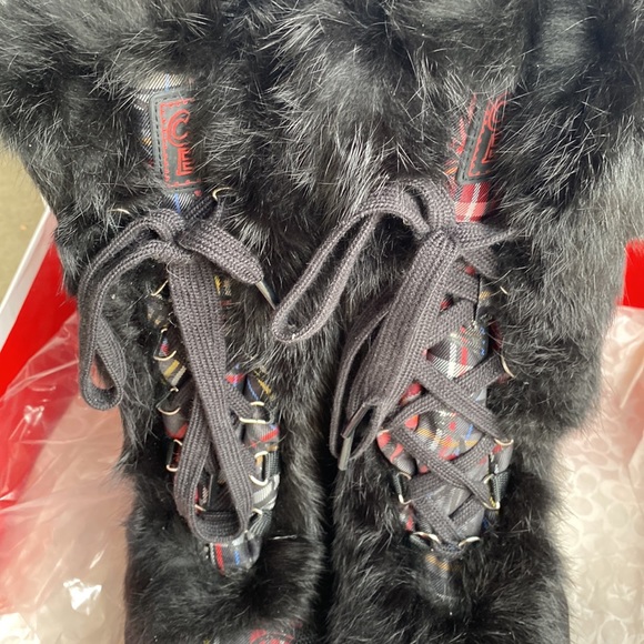 Coach Jenni Boots / Size 8 - Picture 7 of 12